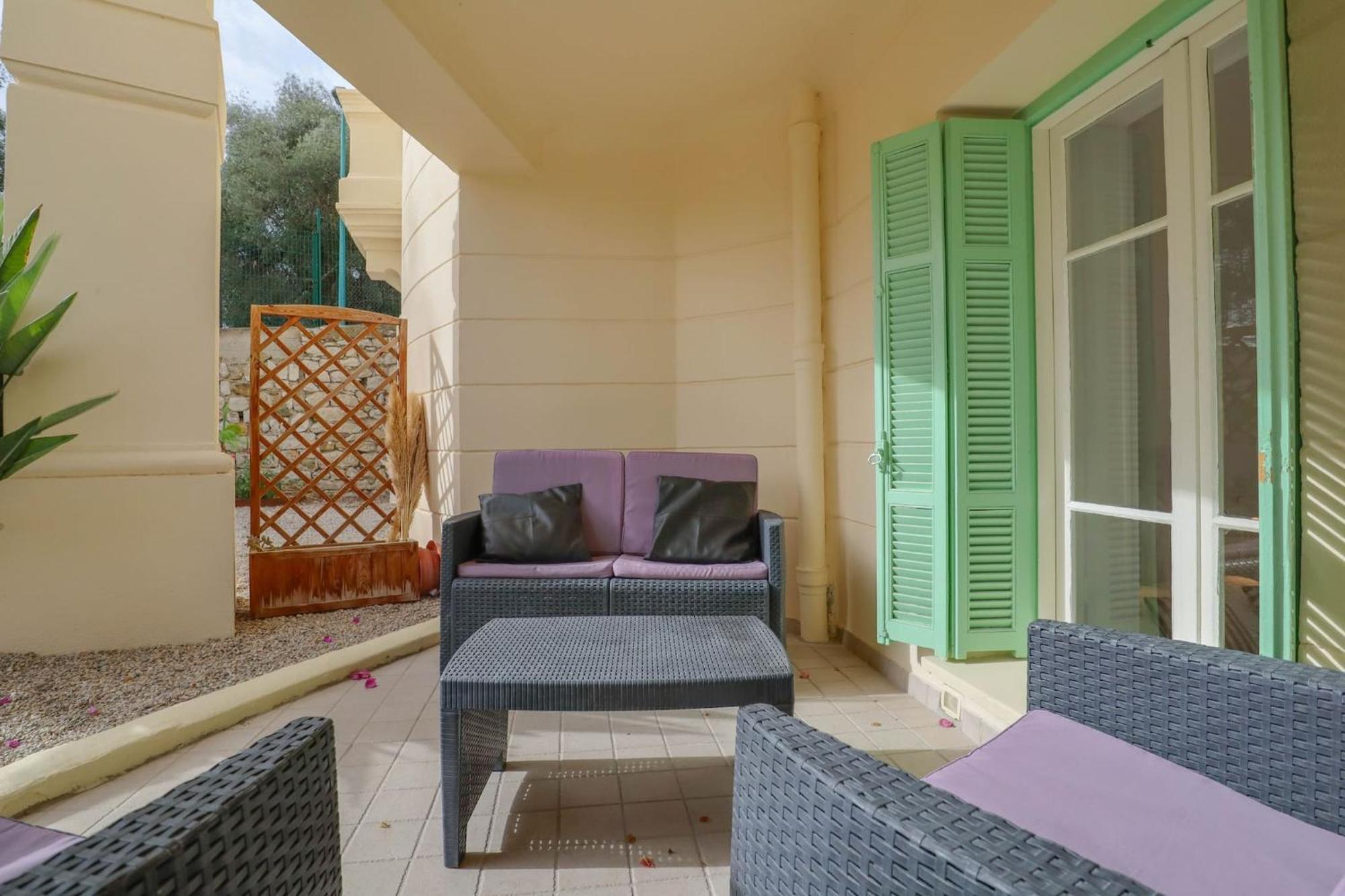"Le Garavan Palace" Idyllique, Proche Gare Et Plage 芒通 外观 照片