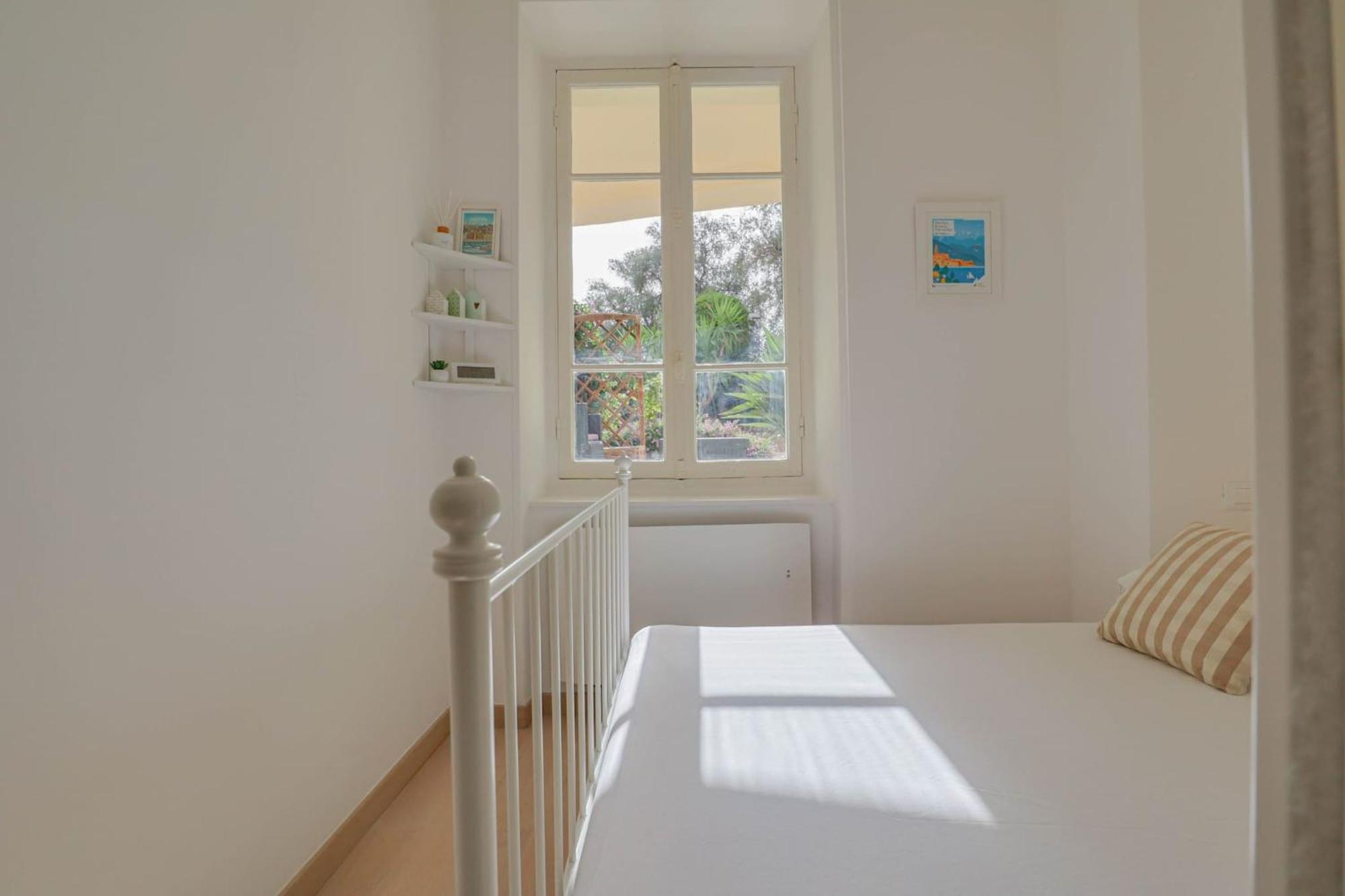 "Le Garavan Palace" Idyllique, Proche Gare Et Plage 芒通 外观 照片